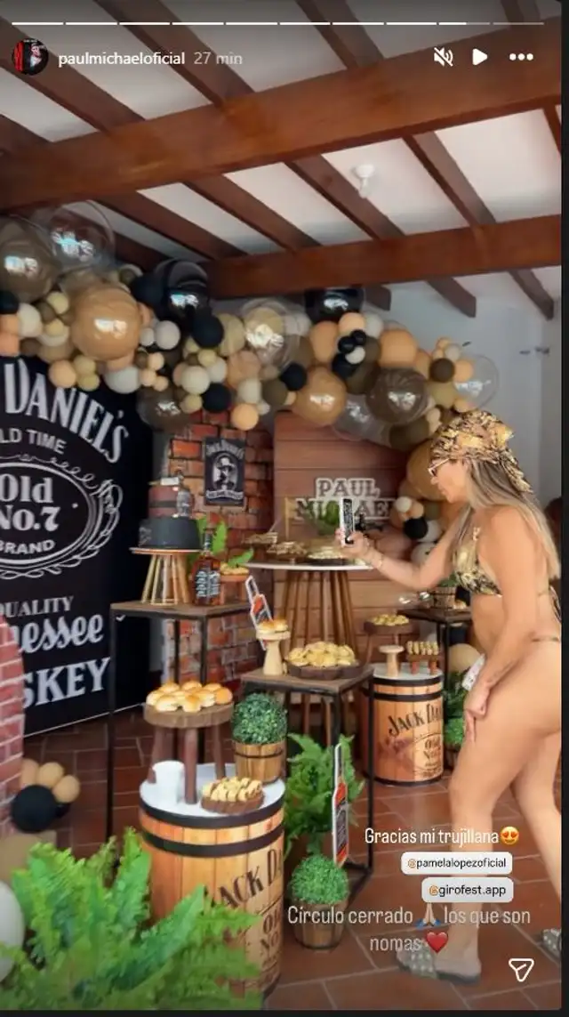 Pamela López celebra a lo grande los 28 años de Paul Michael Pamela López celebra a lo grande los 28 años de Paul Michael