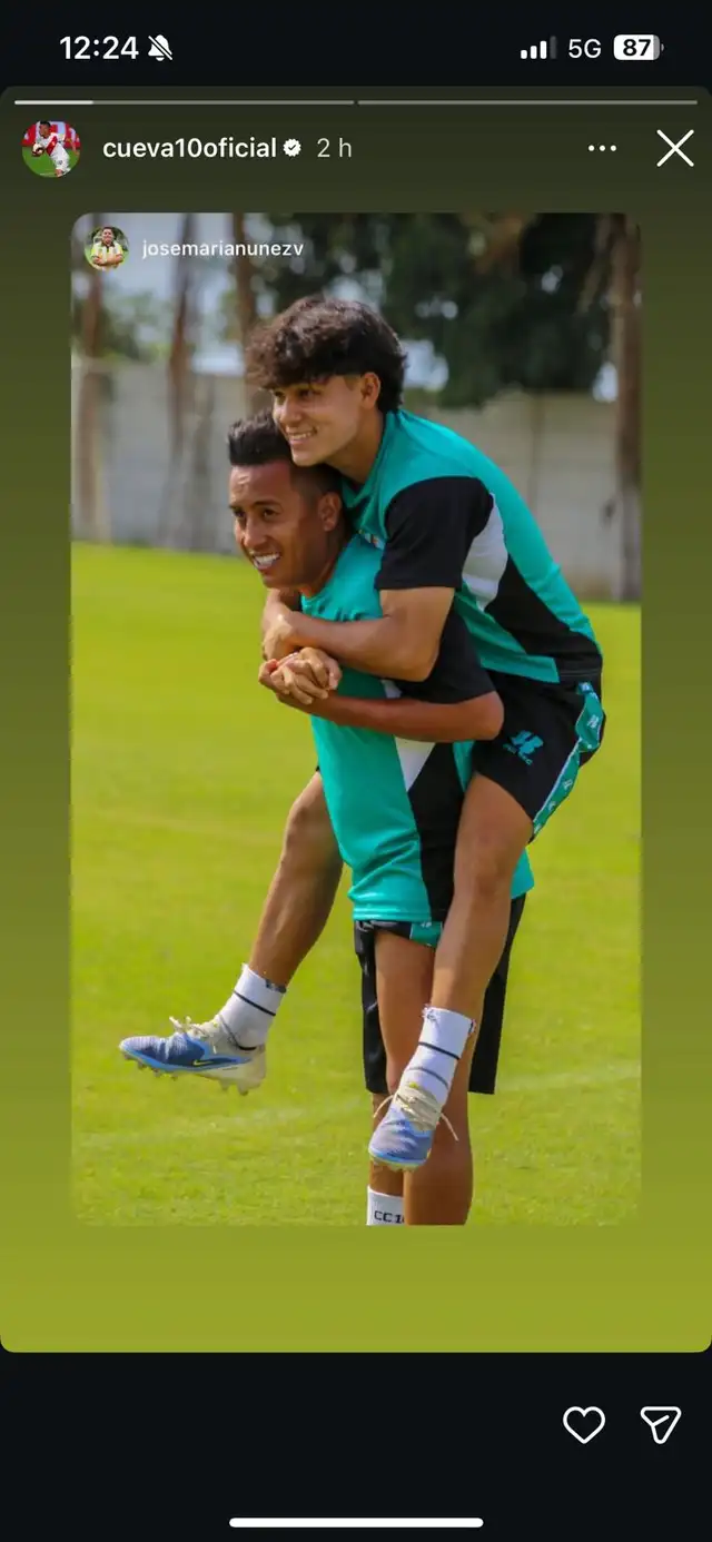  Christian Cueva y su publicación tras llegada de la policía a la casa de Pamela López y sus hijos 