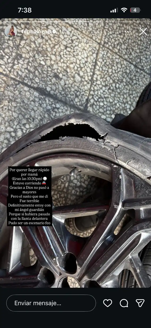 Tepha Loza sufre accidente en la Panamericana cuando le intentó pasar a un camión Tepha Loza sufre accidente en la Panamericana cuando le intentó pasar a un camión