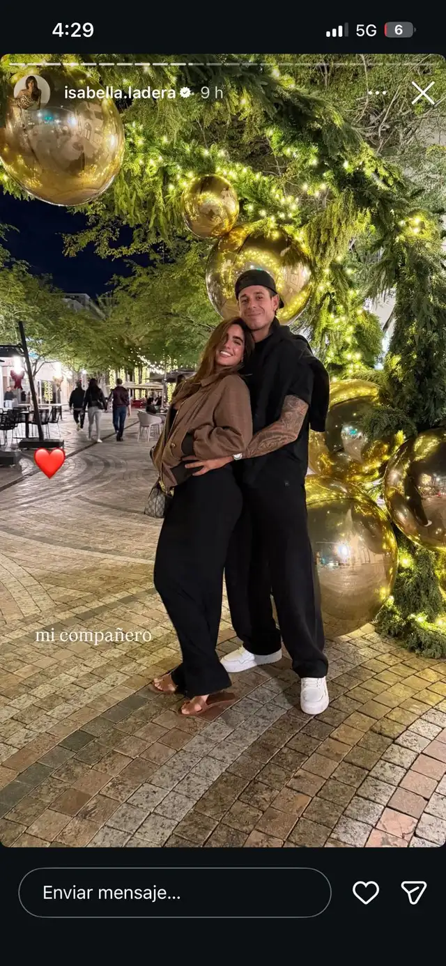 Hugo García le da el anillo a Isabella Ladera a dos meses de dar a luz a su primer hijo