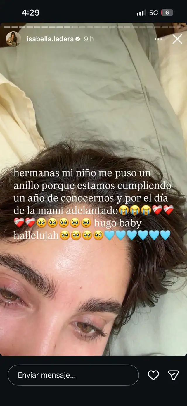 Hugo García le da el anillo a Isabella Ladera a dos meses de dar a luz a su primer hijo
