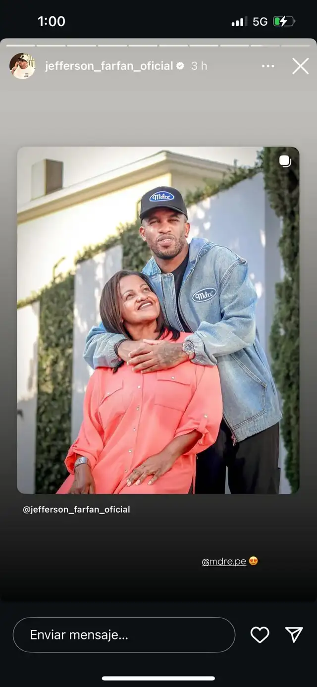 Jefferson Farfán toma drástica decisión con Xiomy Kanashiro tras revelarse incómoda escena para Doña Charo Jefferson Farfán toma drástica decisión con Xiomy Kanashiro tras revelarse incómoda escena para Doña Charo