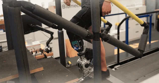 MIT presenta innovadora rodilla biónica para rehabilitación. MIT presenta innovadora rodilla biónica para rehabilitación.