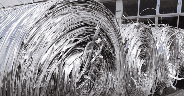 El invento que saboteó los radares alemanes con tiras de papel de aluminio.