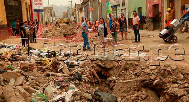 Barrios Altos: Calles Destrozadas Por "obras" Generan Enfermedades Y ...