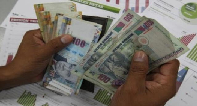 Acción Popular presenta proyecto para retirar el 20% de los aportes a las AFP Acción Popular presenta proyecto para retirar el 20% de los aportes a las AFP
