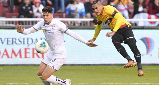 Gobierno de Ecuador revisa protocolos para la vuelta del fútbol El Popular