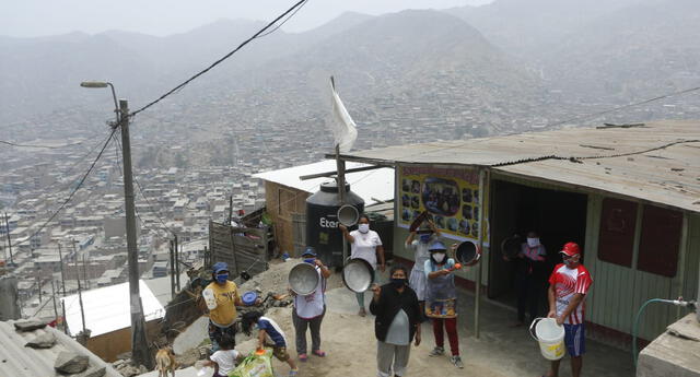 SJL: madres realizan cacerolazo y denuncian abandono del gobierno El Popular