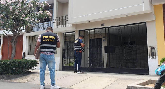 Delincuentes armados roban camioneta a mujer mientras llegaba a su casa El Popular