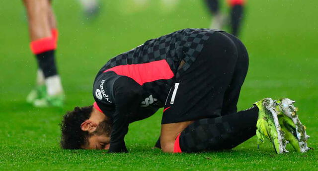 Salah le dio el empate transitorio al Liverpool.
