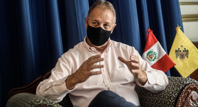 Jorge Muñoz propone renombrar Vía Expresa por nombre de Luis Bedoya pese a que esta ya lleva su nombre El Popular