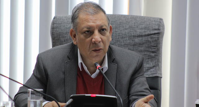 Elecciones 2021: Marco Arana, candidato del Frente Amplio, dio positivo a COVID-19 El Popular