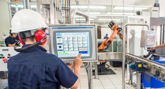 12 mil estudiantes serán capacitados de manera gratuita por IBM El Popular