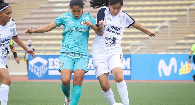 ¡Fue un show espectacular !: Liga femenina de fútbol se inició con goleadas El Popular