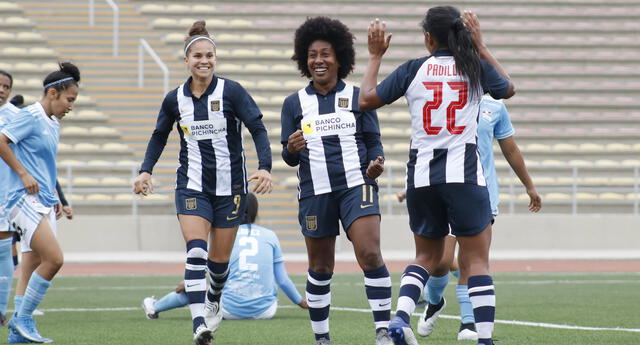 Alianza Lima goleó al Cristal en el fútbol femenino profesional El Popular