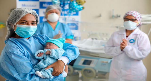 EsSalud celebra primer año de bebé prematuro que venció al COVID-19 El Popular