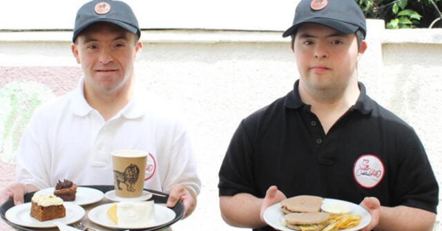 Cafetería reabrió sus puertas y contrató meseros con síndrome de Down: "La gente ha sido muy generosa" El Popular