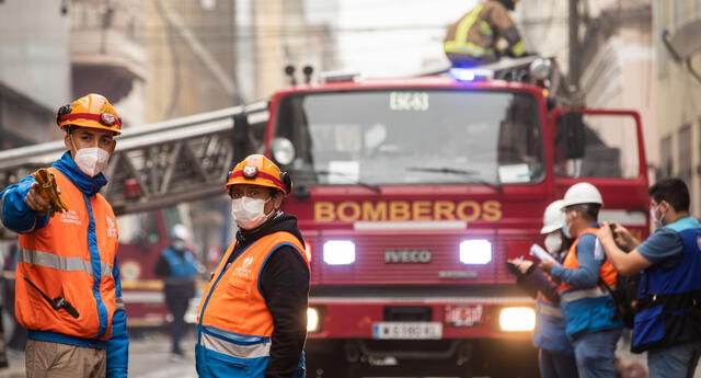 Mesa Redonda: Municipalidad de Lima y bomberos controlaron incendio en Jr. Cusco