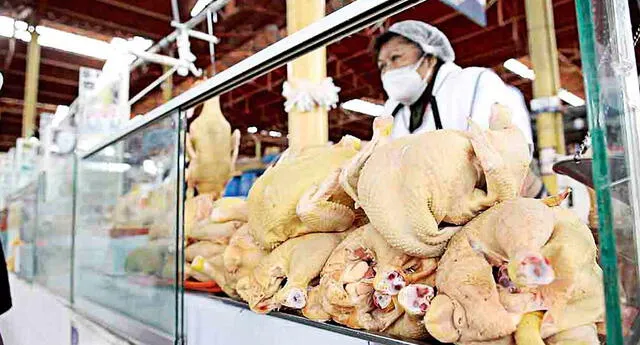 El Banco Central de Reserva (BCR) mencionó que el precio de pollo en los mercados minoristas comenzaría a descender en dos meses y medio como máximo.