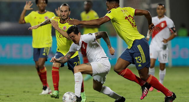Lapadula se declara hincha de la selección y no de un equipo peruano especial