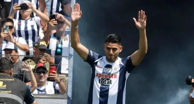 Alianza Lima: Carlos Zambrano fue presentado como