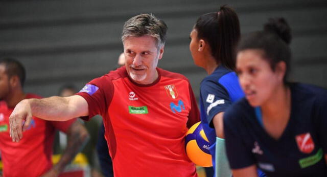 El entrenador español estuvo a cargo de la selección desde 2018 | Fuente: Andina.   