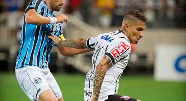 Hernán Barcos y Paolo Guerrero fueron rivales en Brasil. / Foto: Internet.   