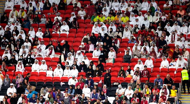 Cataríes se fueron molestos de la cancha. / FUENTE: EFE.   