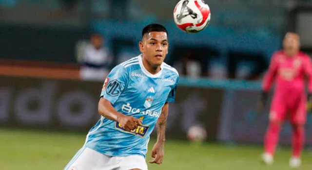  <em><strong>Grimaldo en Sporting Cristal.</strong></em>  