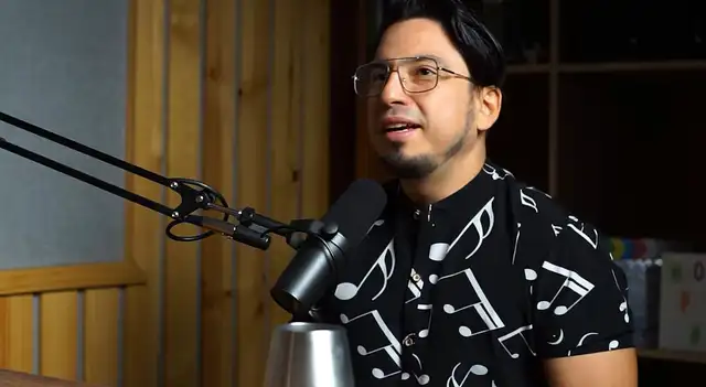 Marco Antonio durante su entrevista con Carlos Orozco. Foto: Captura YouTube   