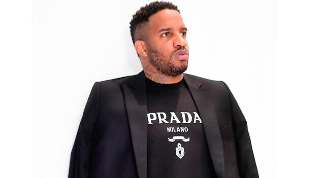 Jefferson Farfán es conocido entre los futboleros por usar prendas de lujo. Foto: Instagram Jefferson Farfán es conocido entre los futboleros por usar prendas de lujo. Foto: Instagram