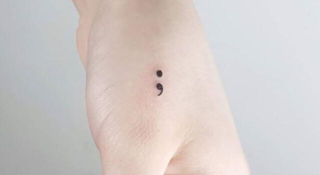 ¿Cuál es el significado del tatuaje de punto y coma?