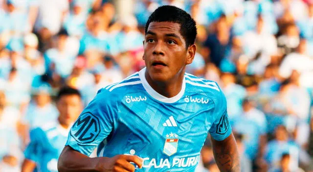 <em><strong>Grimaldo en Sporting Cristal.</strong></em>   