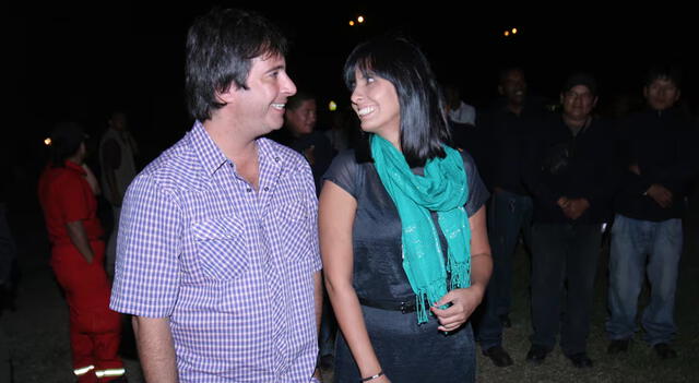  Carlos Carlín y Carla García tuvieron una relación sentimental.