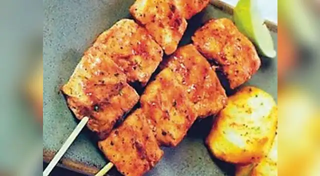 Anticucho de corvina. Anticucho de corvina.