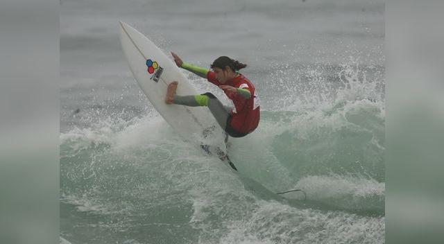 Sofía Mulanovich en la Final del Open Femenino de surf