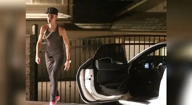 Justin insiste, pero Selena no quiere nada con él.