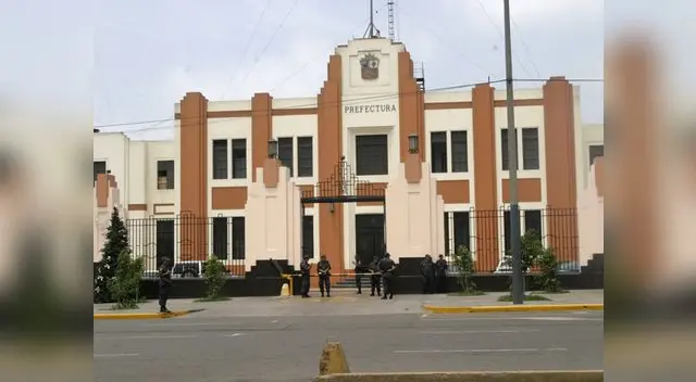 Daba información clasificada de la Sétima Región Policial a sus cómplices de la Policía Femenina. Daba información clasificada de la Sétima Región Policial a sus cómplices de la Policía Femenina.