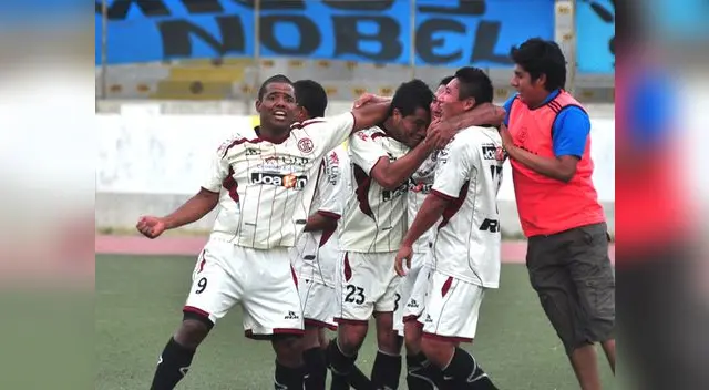 En pocos minutos, cremas voltearon el partido y ya están en semifinales. En pocos minutos, cremas voltearon el partido y ya están en semifinales.