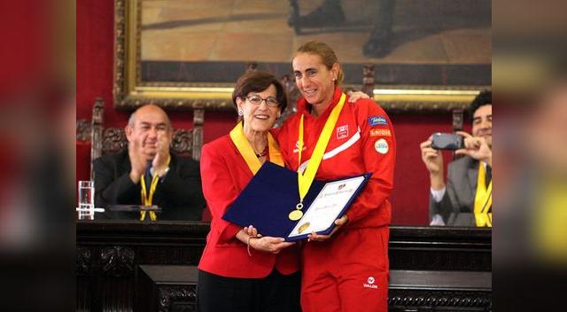 Natalia Málaga y Susana Villarán