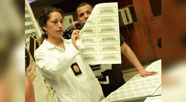 Incautan Dólares y Euros falsos.