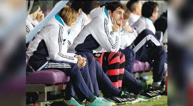 Luego de diez años, arquero tuvo que ser suplente en Real Madrid.