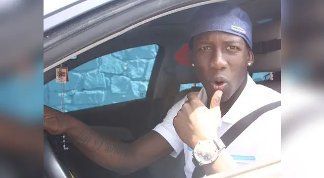 El jugador del Hoffenheim patinó con su automóvil y se estrelló con un árbol, por suerte vive para contarlo.