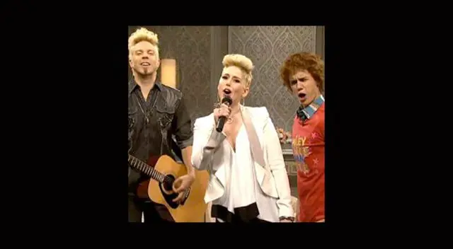 Pide disculpas por fumar marihuana. Pide disculpas por fumar marihuana.