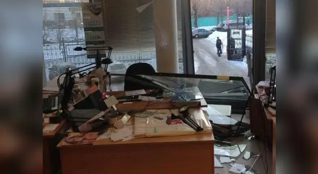 Imágenes de la destrucción que dejó el Meteorito caído en Rusia, con más de 500 afectados. Imágenes de la destrucción que dejó el Meteorito caído en Rusia, con más de 500 afectados.