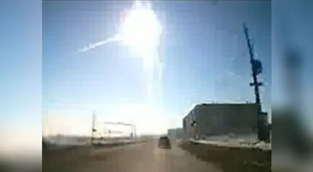 Imágenes del Meteorito caído en Rusia y que dejó más de 500 afectados. Imágenes del Meteorito caído en Rusia y que dejó más de 500 afectados.