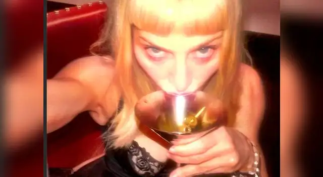 Madonna estrena cuenta en Instagram con eróticas fotos.