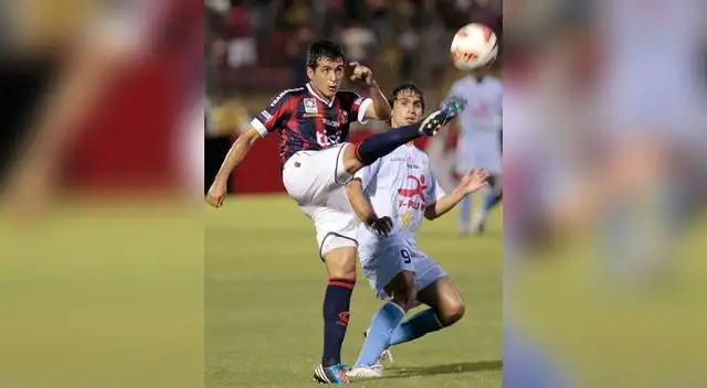 Real Garcilaso 1- 0 Cerro Porteño.