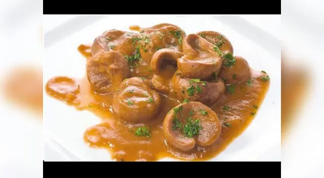 El secreto del chef: Para un mejor espesor, semidora la harina de trigo antes de agregarla al preparado. 