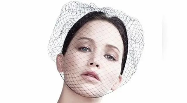 La ganadora del Oscar, Jennifer Lawrence, en la nueva campaña Miss Dior. La ganadora del Oscar, Jennifer Lawrence, en la nueva campaña Miss Dior.
